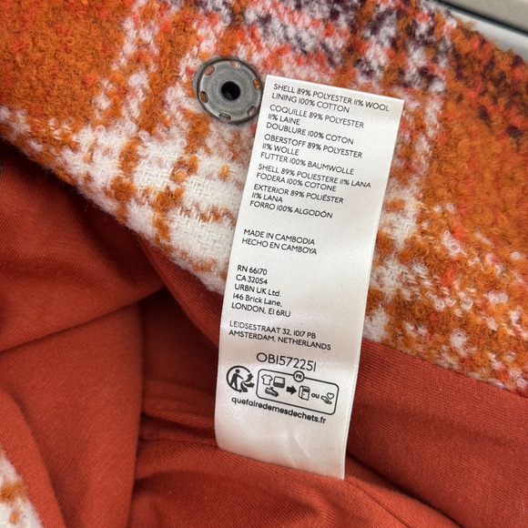 Free People Wrapped Up Blanket Vest Womens Medium Plaid Jacket Cozy Boho NEW M - Picture 8 of 11